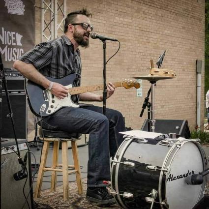 Alexander Craig - photo by Jeremy Mullinix