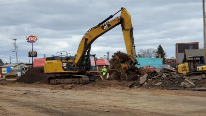 Excavation being done behind the Harbor Inn. This section of Highway 61 is completely closed. Photo by Rhonda Silence