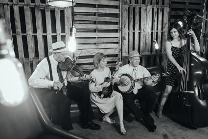 Photo from Michael and Jennifer McLain & the Banjocats on Facebook.