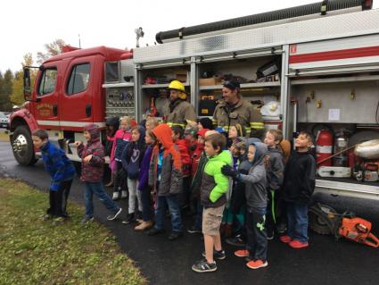 Sawtooth Elementary students had an opportunity to see a fire truck up close on Tuesday, October 9.  Photo by Sterling Anderson.
