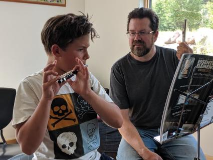 Rio plays piccolo with Erik Hahn - photo by Will Moore