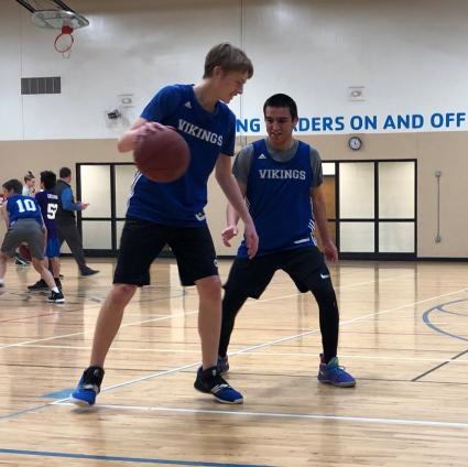 Vikings basketball practice on Feb. 19. Photo by Sterling Anderson.