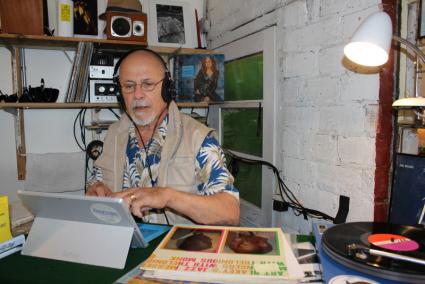 Jerry Hiniker at the Vinyl Nook. All photos by Joe Friedrichs